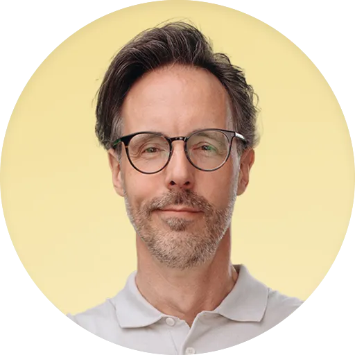 Foto van Chris van der Werff, die de expert representeert om vragen rondom communicatie mee te bespreken. 